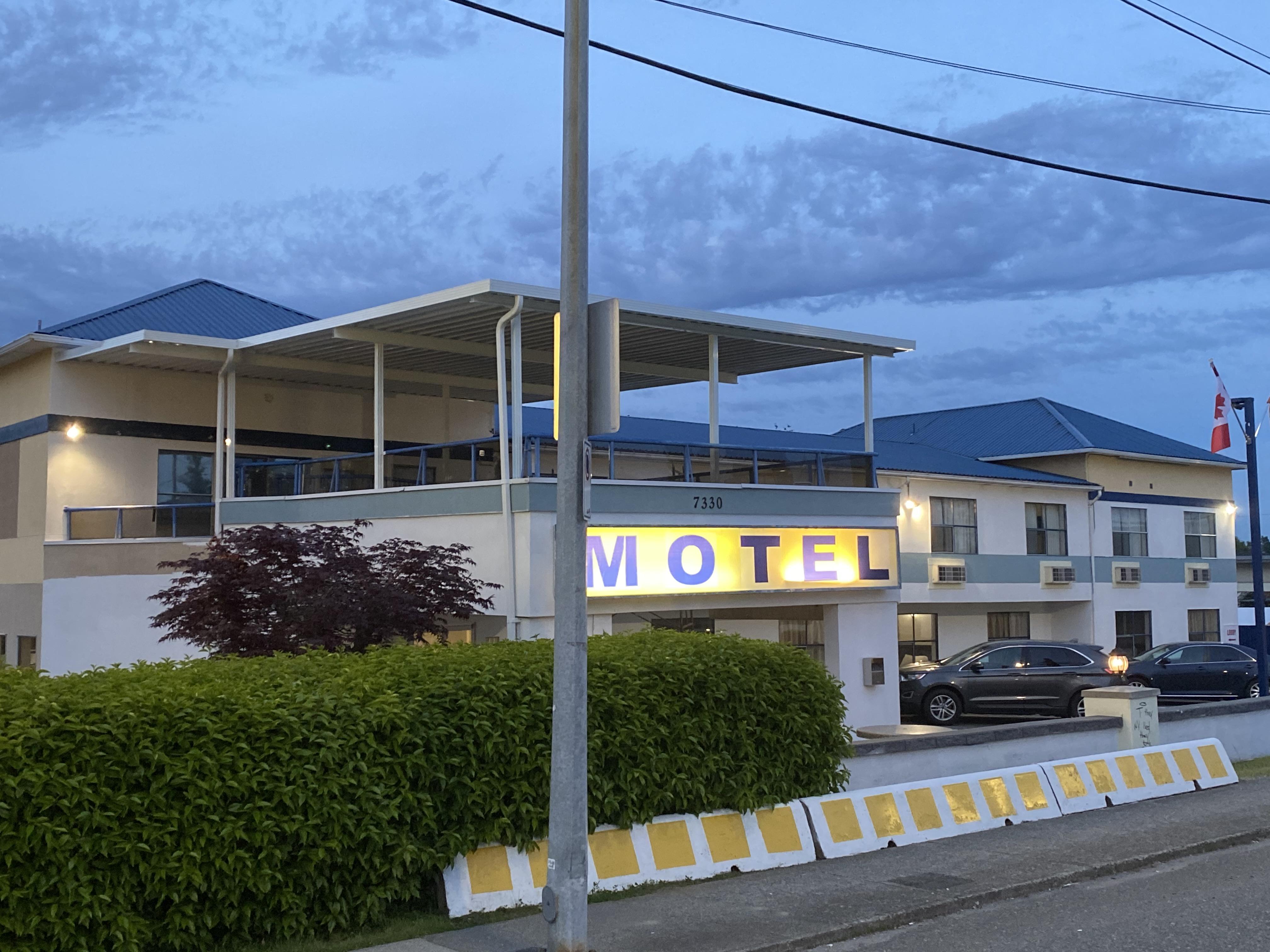Happy Day Inn Burnaby Exterior foto